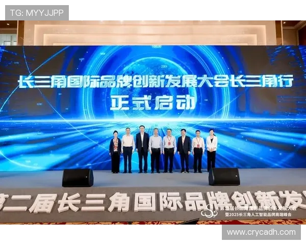 上海足球队战术解析与未来发展展望聚焦足球领域的深度探讨