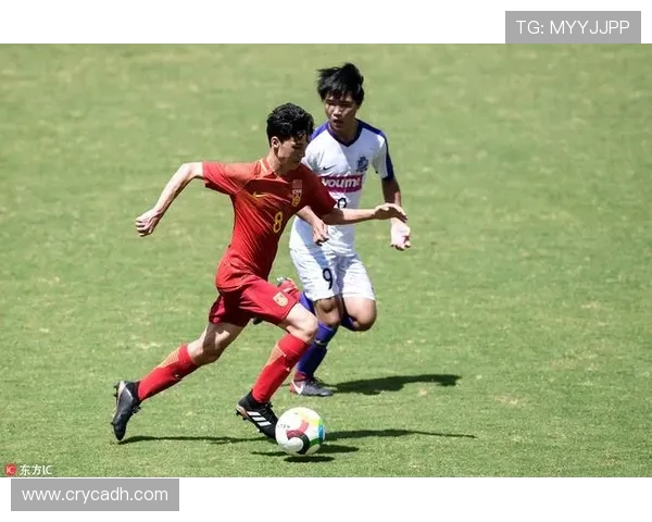 广州飞盘队与杭州飞盘队赛后复盘分析团队配合与战术执行