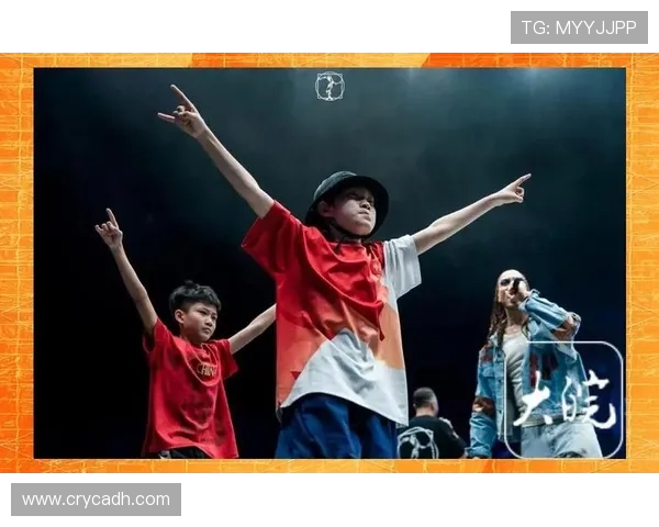 成都街舞队的技术探讨与风格演绎聚焦街舞文化的传承与创新