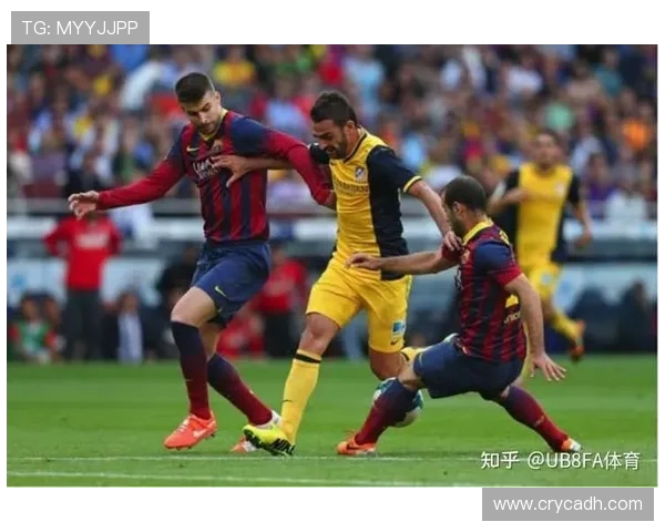 哈维德夫与科治的激烈对决揭示足球战术的深层次博弈与精彩瞬间