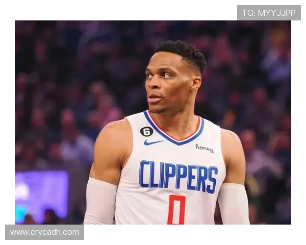 拉塞尔威斯布鲁克:从篮球天才到职业生涯的转折与挑战