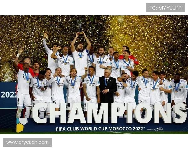 皇马与曼联决赛巅峰对决谁将捧起荣耀奖杯的传奇之战