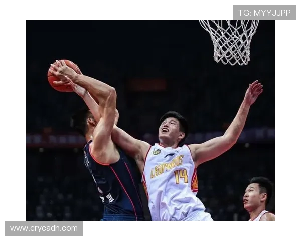 深入分析上海滑板队的防守策略与战术特点